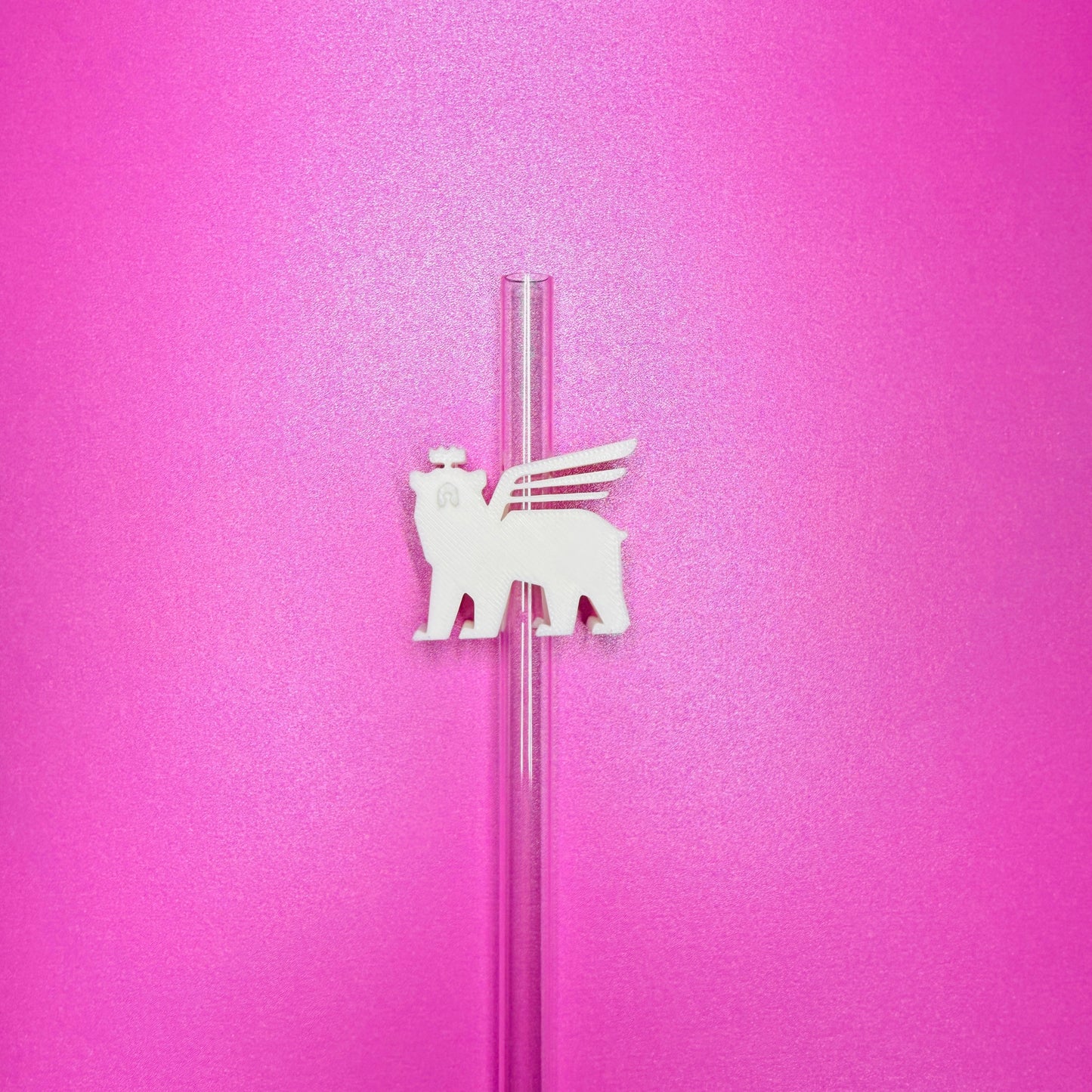 Bear straw topper